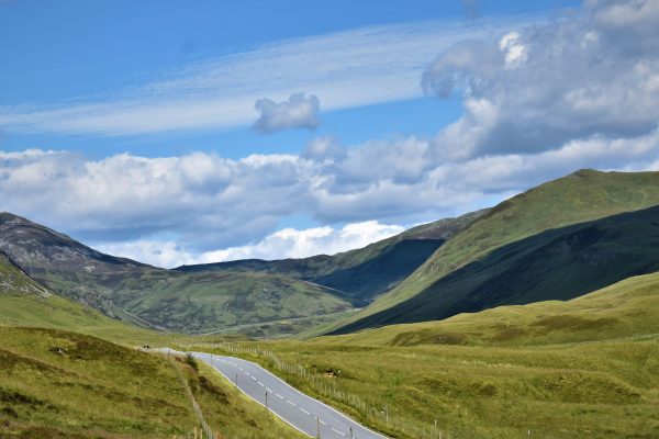 motorhomes-cairngorms-open-road