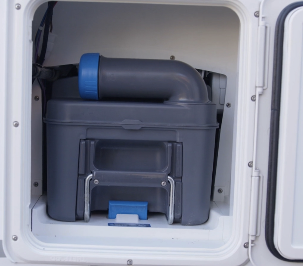 motorhome-toilet-casset